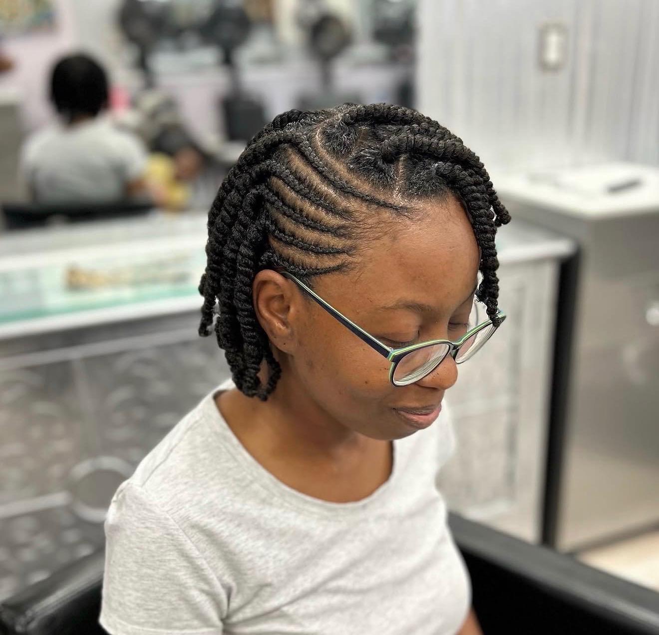 Natural hairstyle showcasing healthy shine and volume